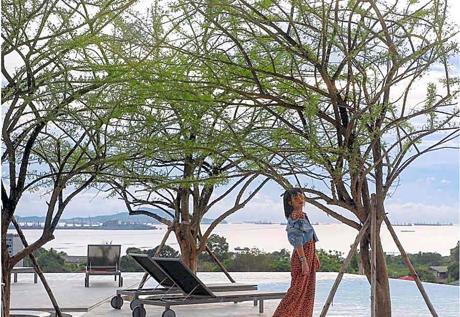 Arize Hotel Sri Racha
