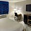Days Inn by Wyndham Jersey City
