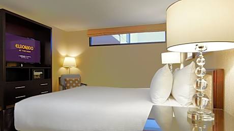 Twenty One Suite King Non-Smoking