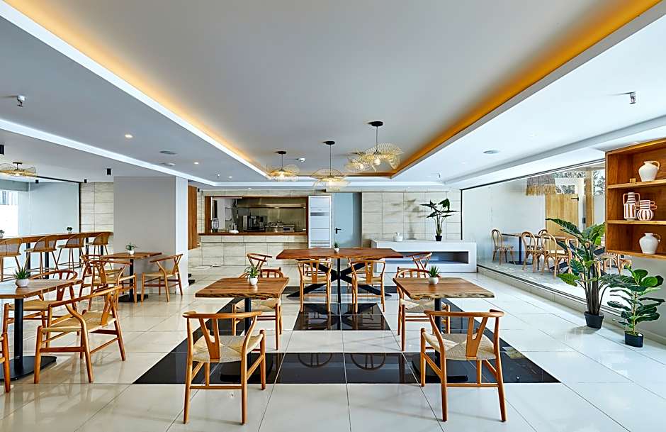 Lotus Rise Hotel - Adults Only