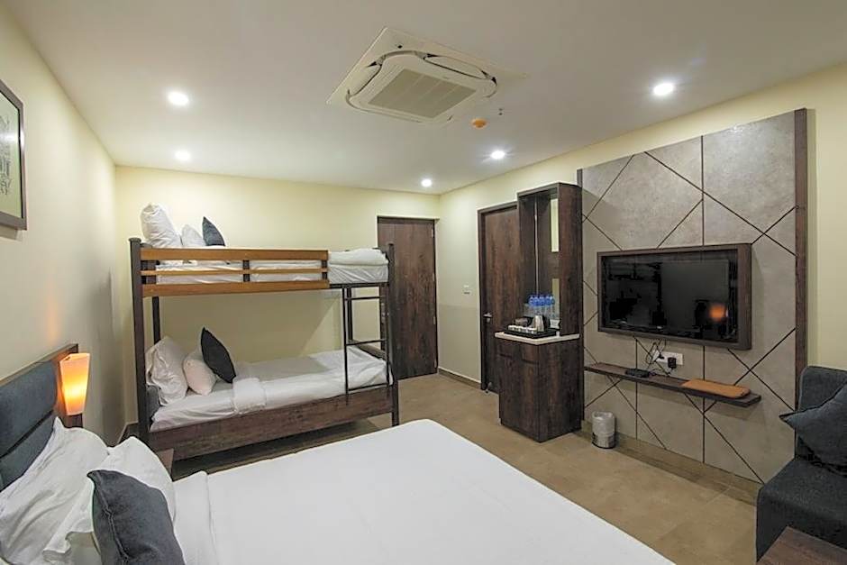 Anna Residency- White Town