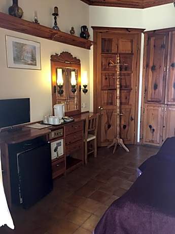 Double or Twin Room with Garden View