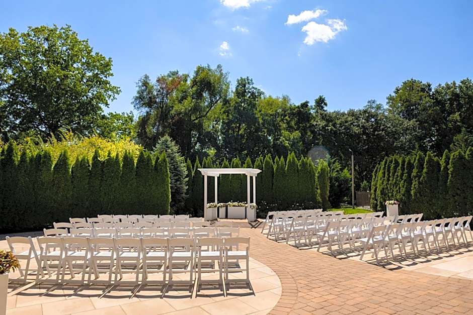 DoubleTree By Hilton Tinton Falls Eatontown