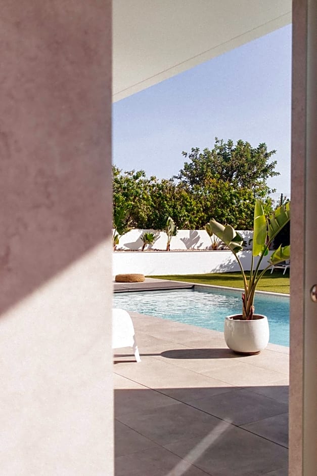 Casa L-N-Noa Boutique room whit private pool