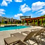 Holiday Inn Express And Suites Denton South