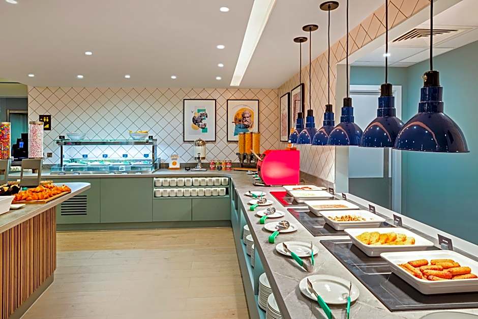 Hampton by Hilton Bath City