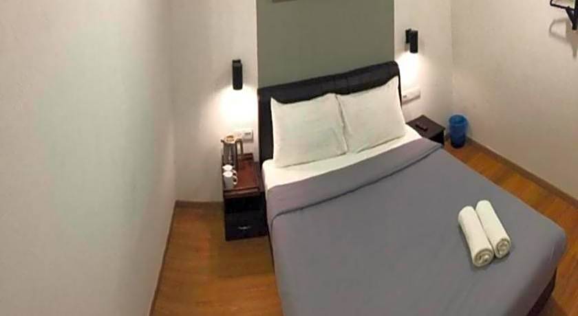 OYO 89492 Carlton Inn Bukit Ubi