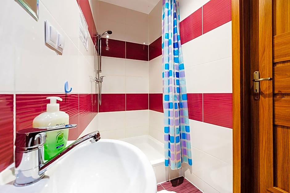 Hostel Tara