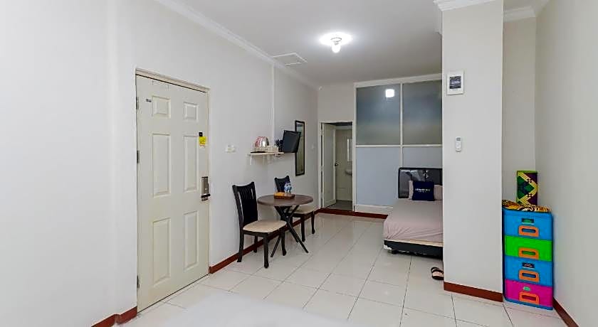 Urbanview Hotel Syariah Near Gelora Delta Sidoarjo