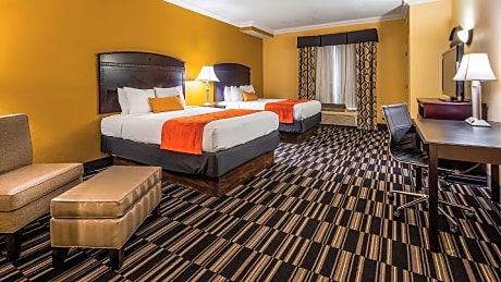 2 Queen Beds