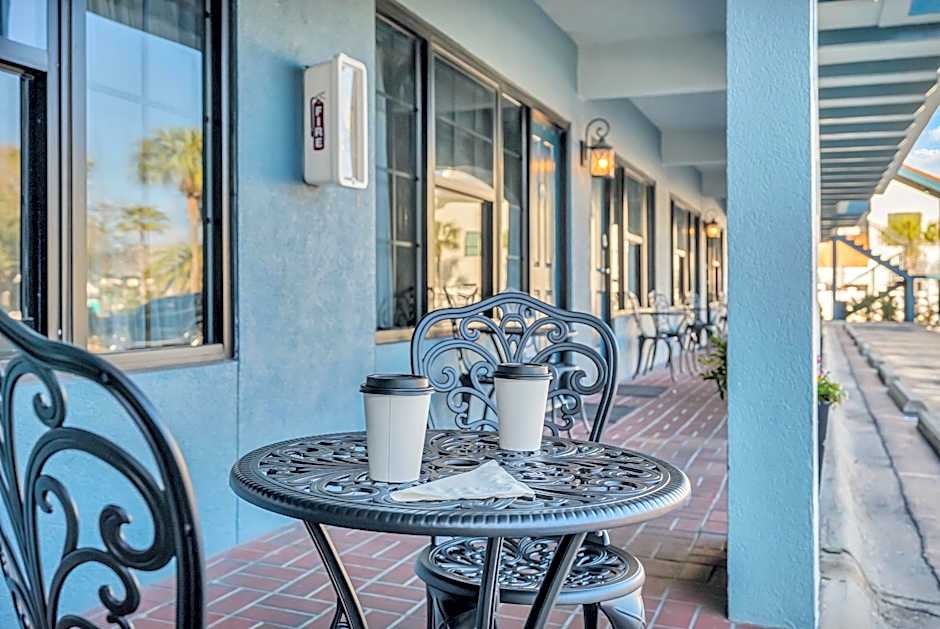Beachside Inn