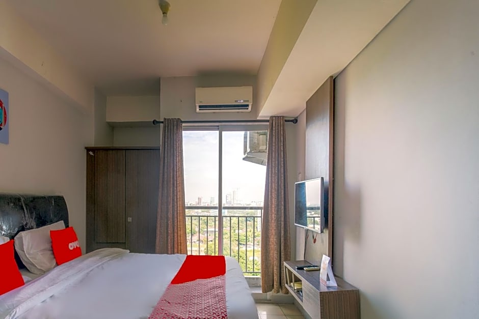 Vaccinated Staff - OYO 2582 Apartemen Serpong Green View