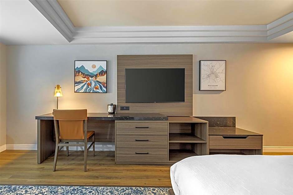 Best Western Potsdam University Park Inn