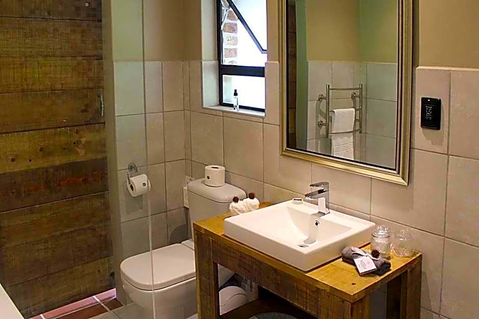 Blackwaters River Lodge
