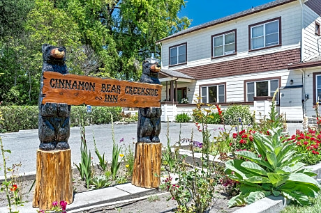 Cinnamon Bear Creekside Inn