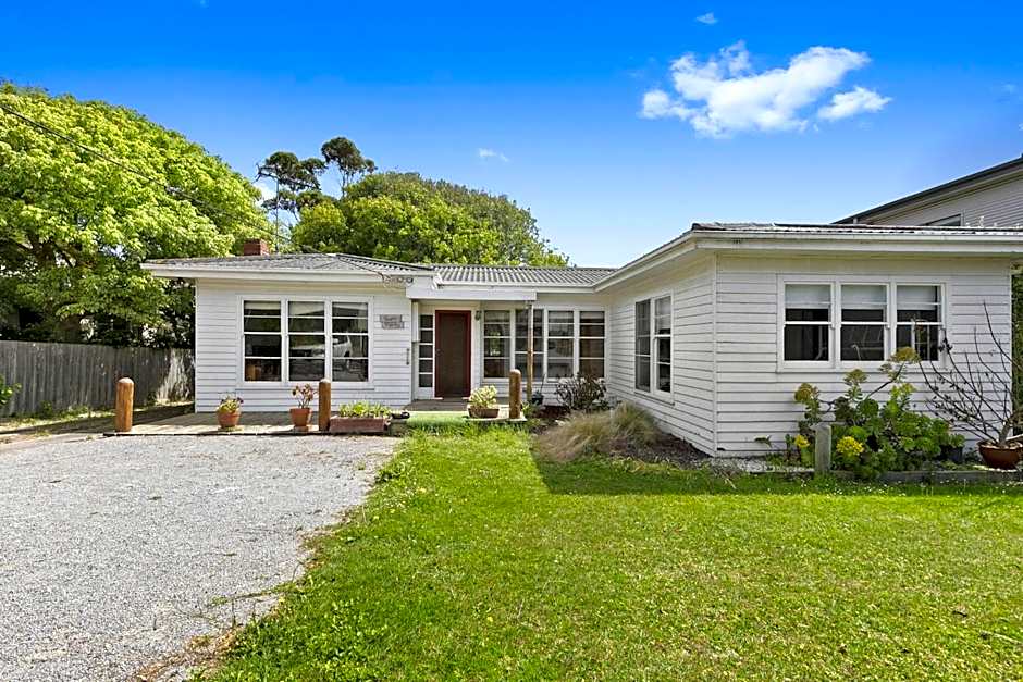 Ultimate Beach Retreat Aus