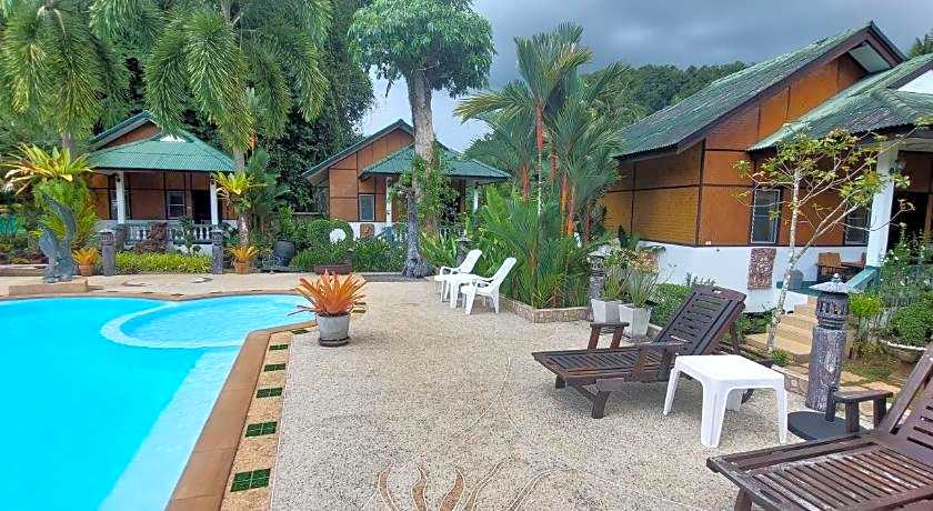 Jungle Village Bungalows 