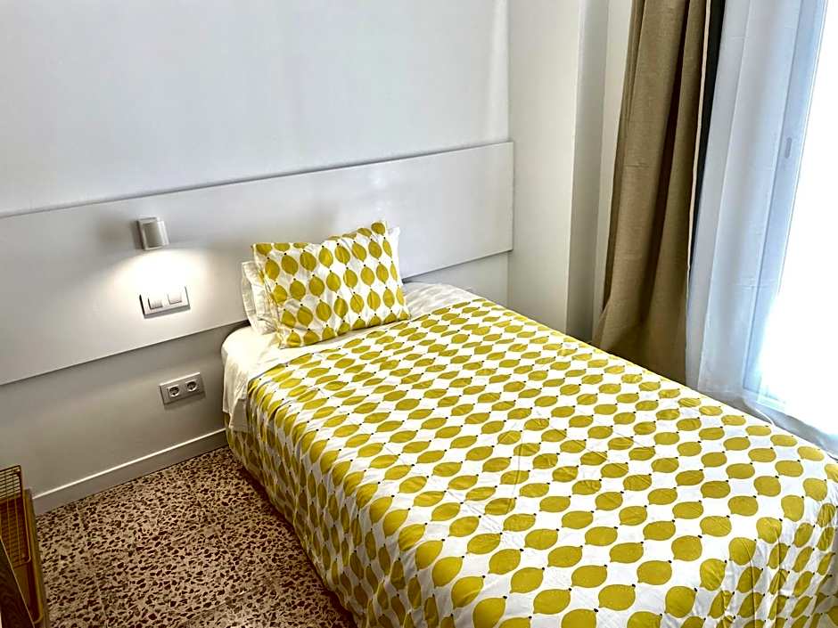 Guest House Espinardo Casa Universitaria