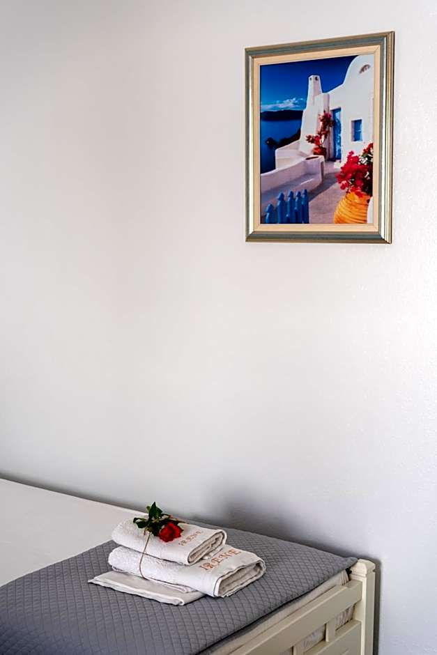 Irene Hotel - Beachfront