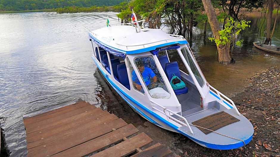 Amazon Boto Lodge Hotel