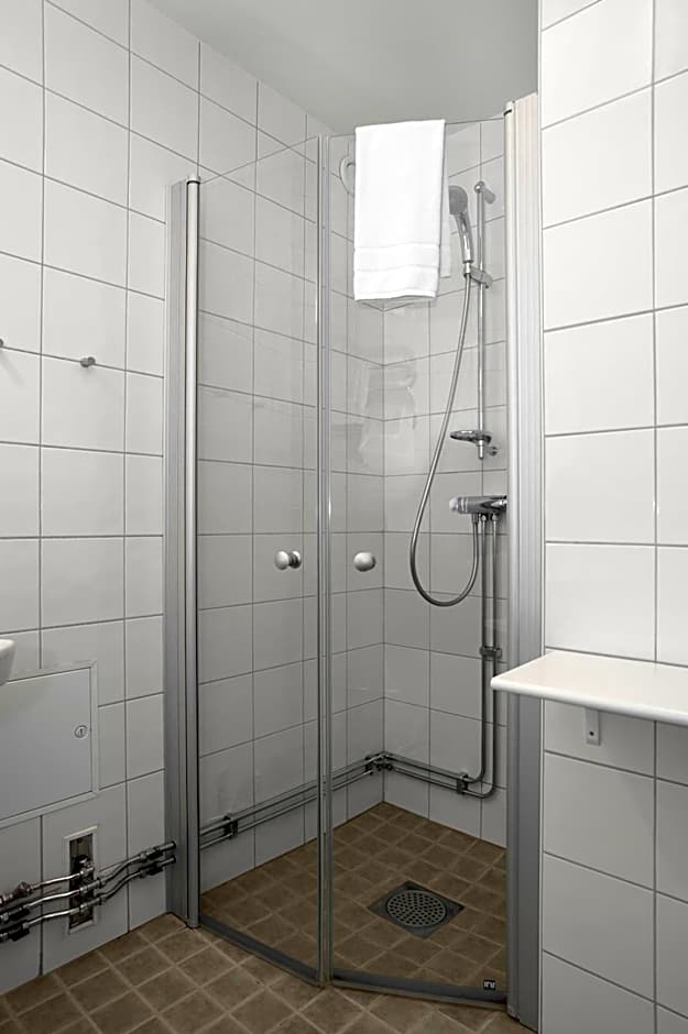 2Home Hotel Apartments