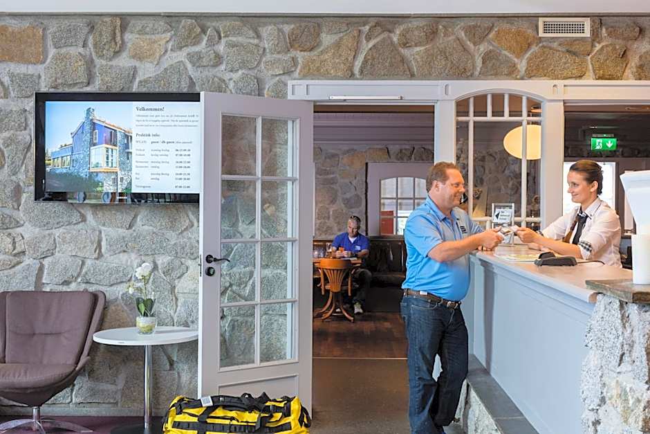 Dolmsundet Hotell Hitra