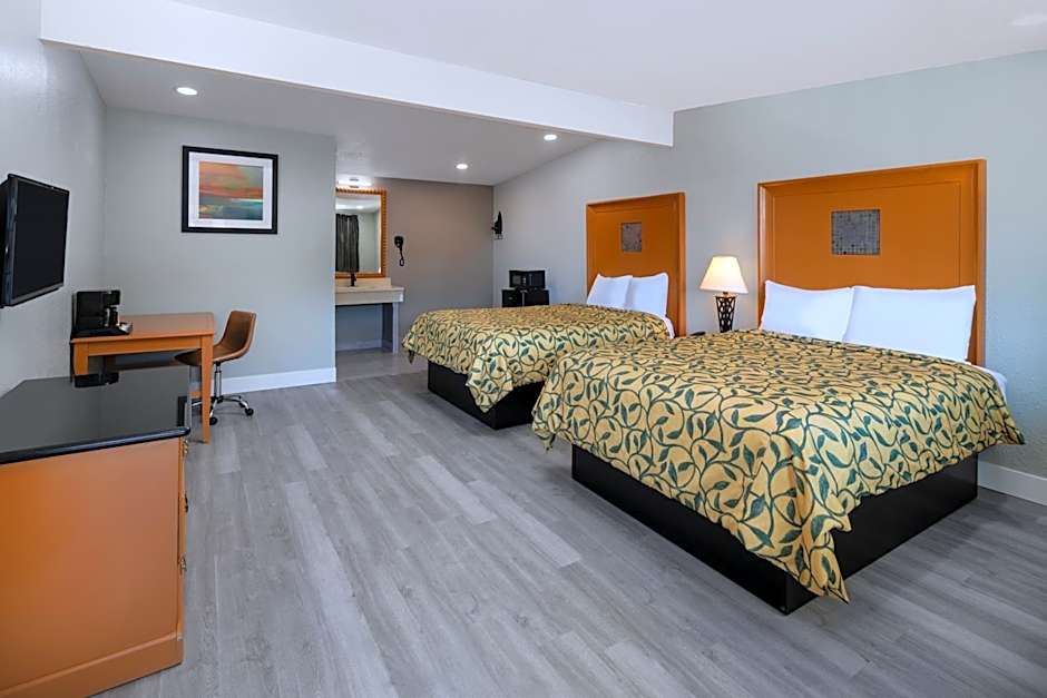 Motel 6 - Aberdeen, WA