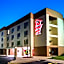 Red Roof Inn & Suites Fayetteville-Fort Bragg