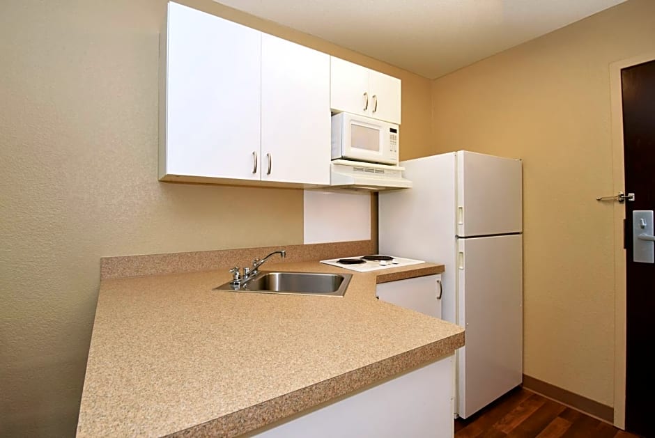 Extended Stay America Suites - Stockton - March Lane