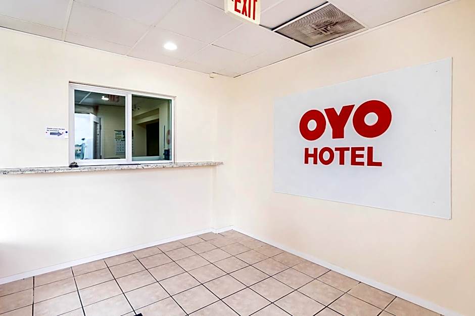OYO Hotel San Antonio Lackland AFB/Seaworld Hwy 90 W
