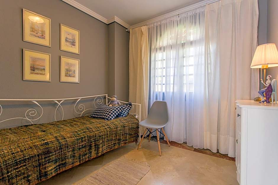 Apartamentos Gaudi Style