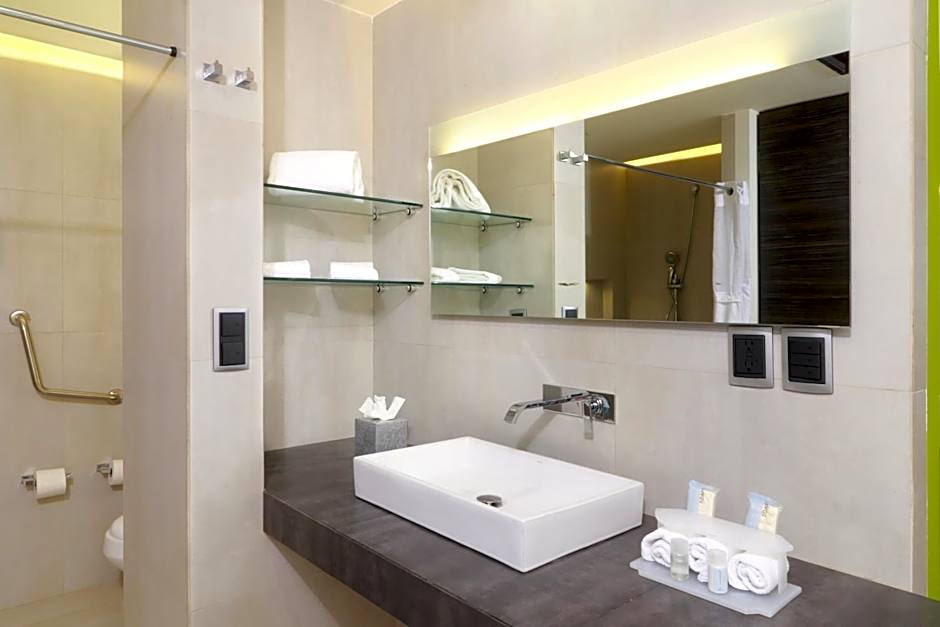 Holiday Inn Express Mexico Aeropuerto By IHG