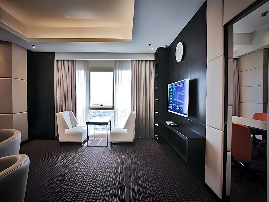 Limketkai Luxe Hotel