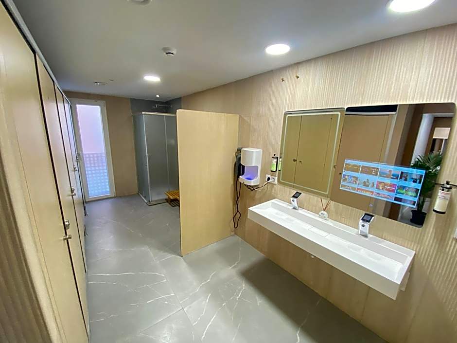 Futurotel Granada Space Spa