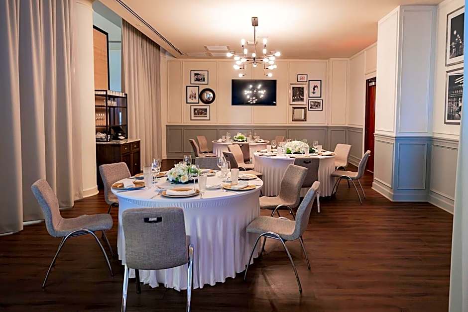 Le Méridien Tampa, The Courthouse