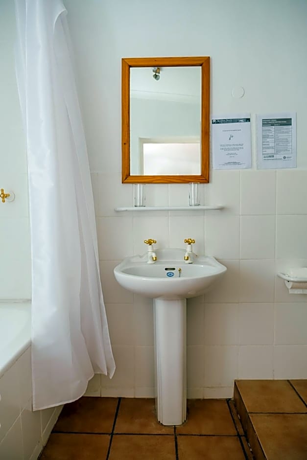 Boulders Beach Hotel, Cafe and Curio shop