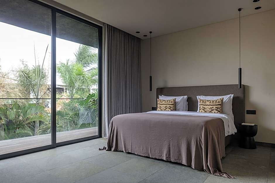 Black Villas Canggu Beach by OXO