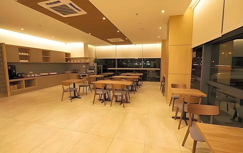 AZ Hotel and Serviced Apartments