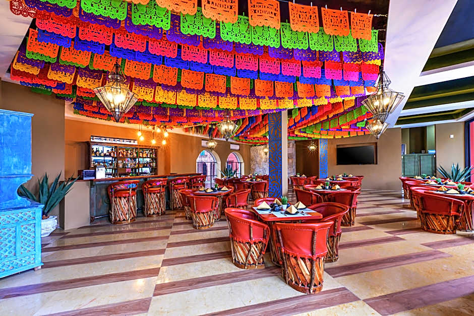 Krystal Grand San Miguel