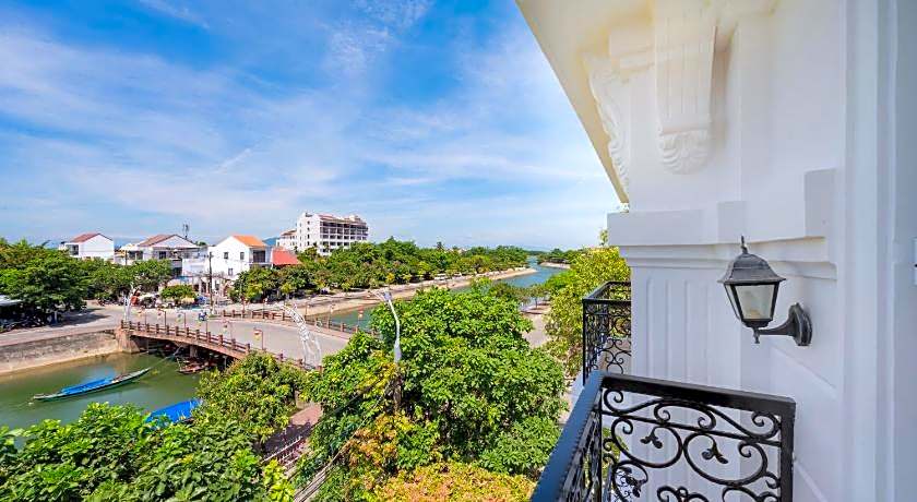 Hoi An Canal House Riverside by Haviland