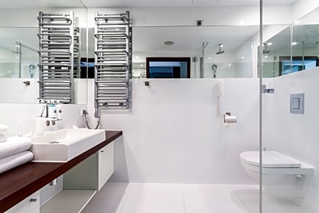 twin with small sofa