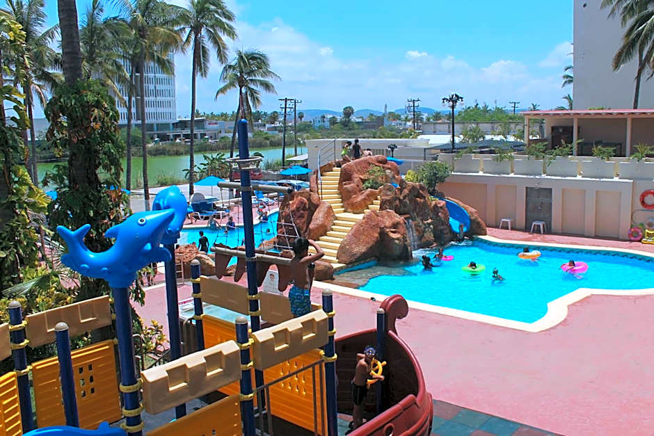 Don Pelayo Pacific Beach