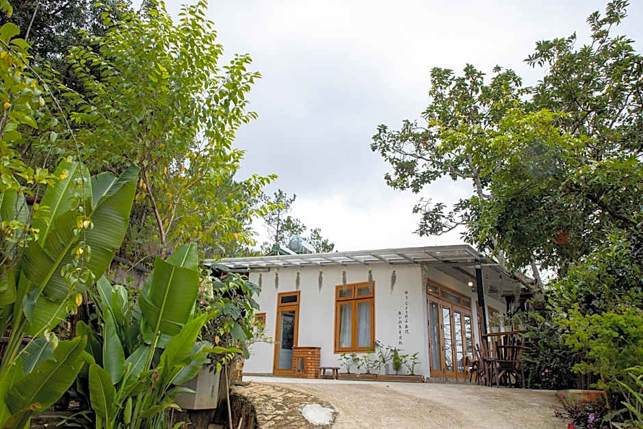 Photo 1 of 6 of Hừng Đông Homestay Da Lat