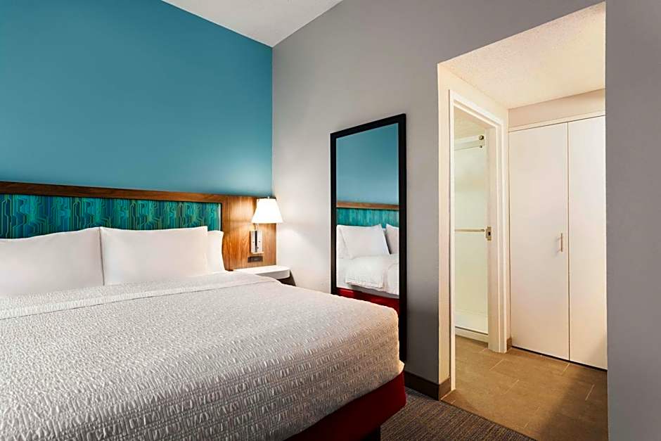 Hampton Inn By Hilton & Suites Springfield