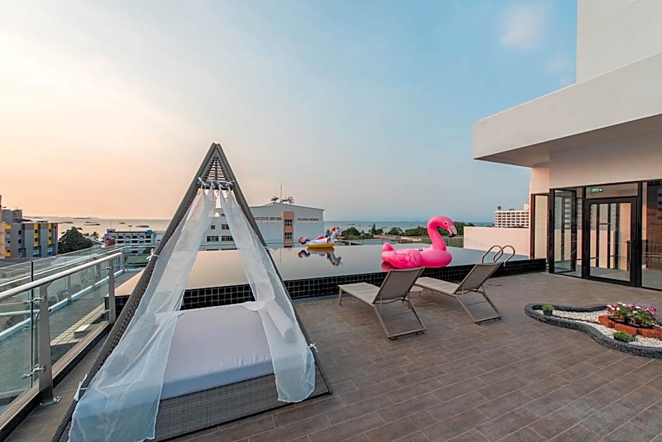 Blackwoods Hotel Pattaya - SHA Extra Plus