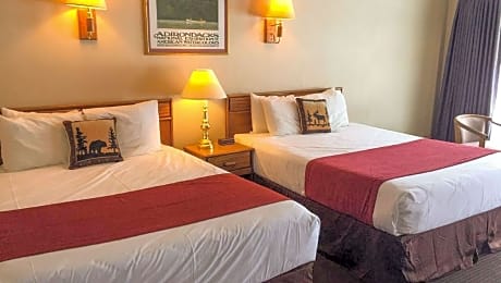 2 Queen Beds Pet Friendly Non-Smoking