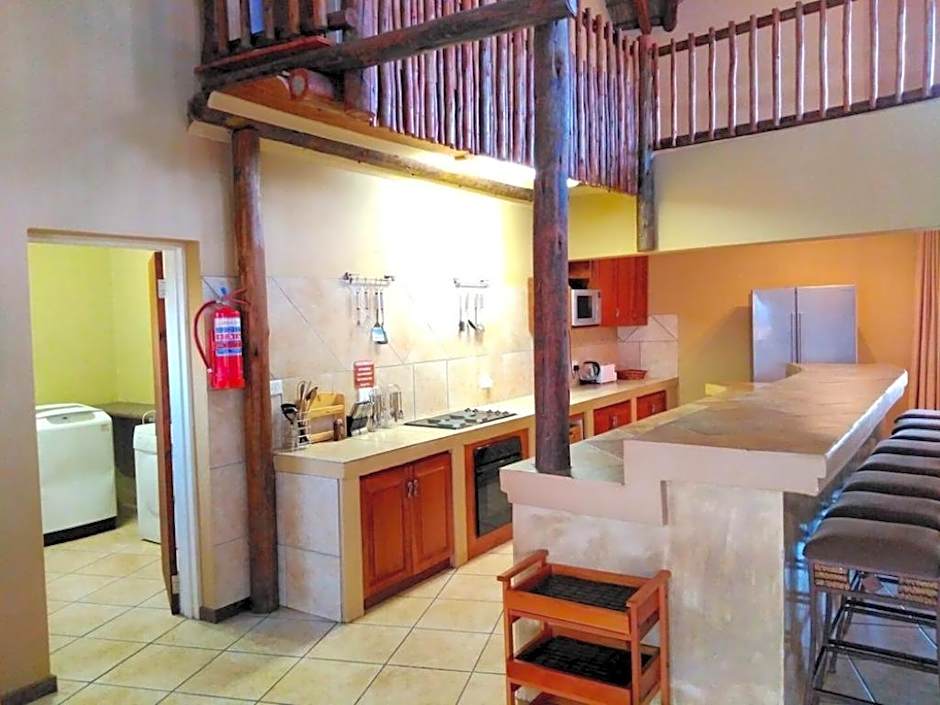 Zebula Golf and Wildlife Estate - Njala Crossing Pax 13 - Moi Signature Luxury villa