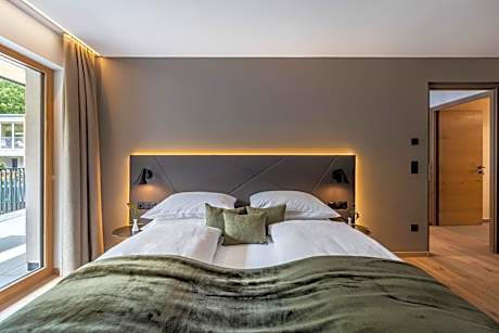 Apartment with Garden View