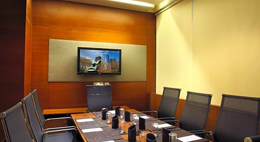 Mahagun Sarovar Portico Suites Ghaziabad