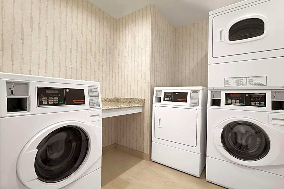 Homewood Suites By Hilton Arlington Rosslyn Key Bridge